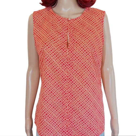 Liz Claiborne Graphic Print Top - Picture 2 of 9